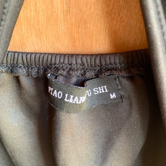 Piano Liang Fu shi midriff cutout dress - Picture 5 of 5